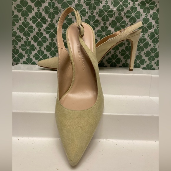 Club Monaco Yellow Heels - Picture 1 of 7